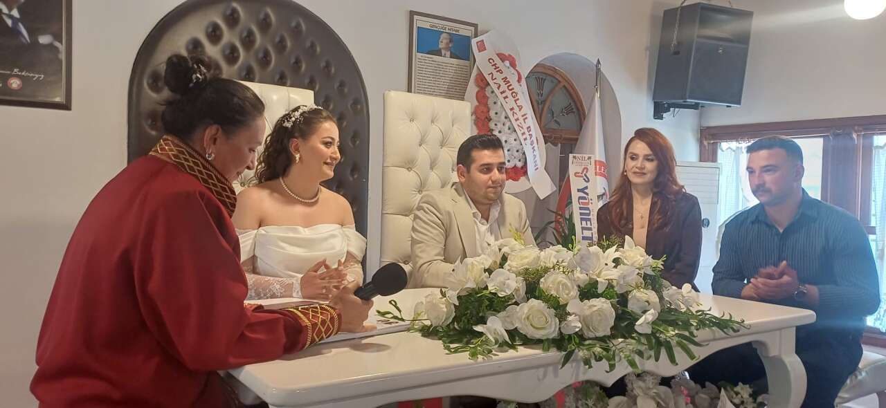 Melisa ve Alperen Mutluluğa “Evet” Dedi 1